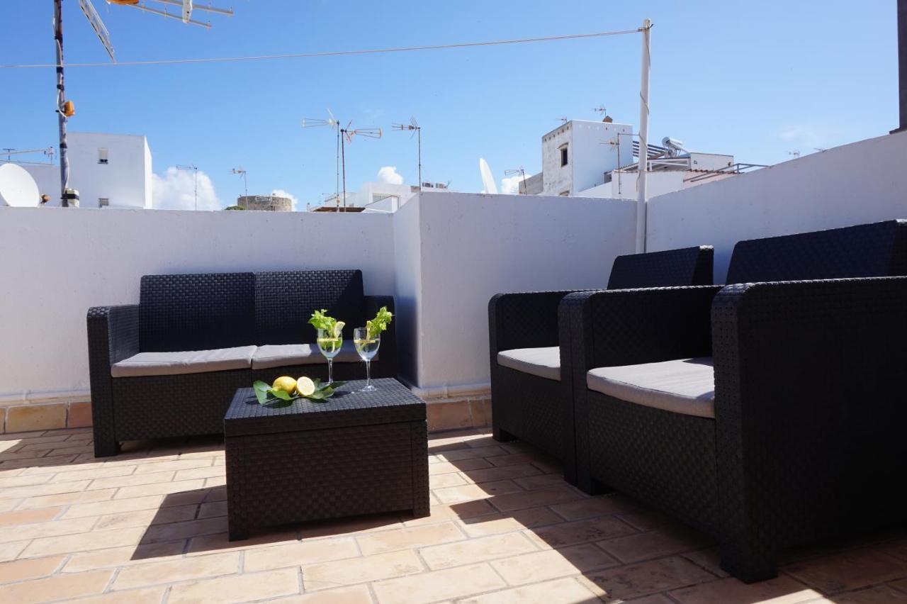 קוניל דה לה פרונטרה Impluvium Conil-Terraza Privada-Parking- Mayores De 25 Anos מראה חיצוני תמונה